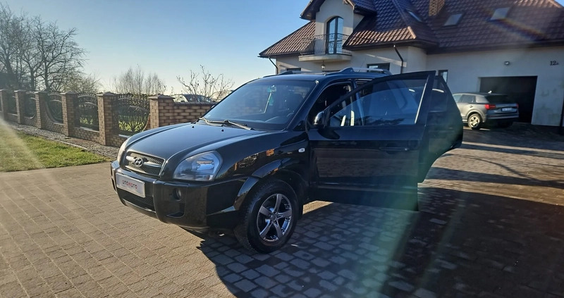 Hyundai Tucson cena 16900 przebieg: 253000, rok produkcji 2006 z Prochowice małe 254